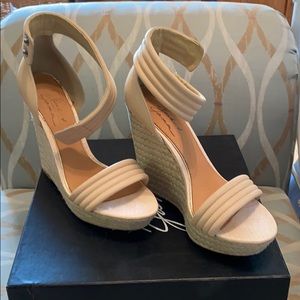 Badgley Mischka Maggie Nude Espadrilles